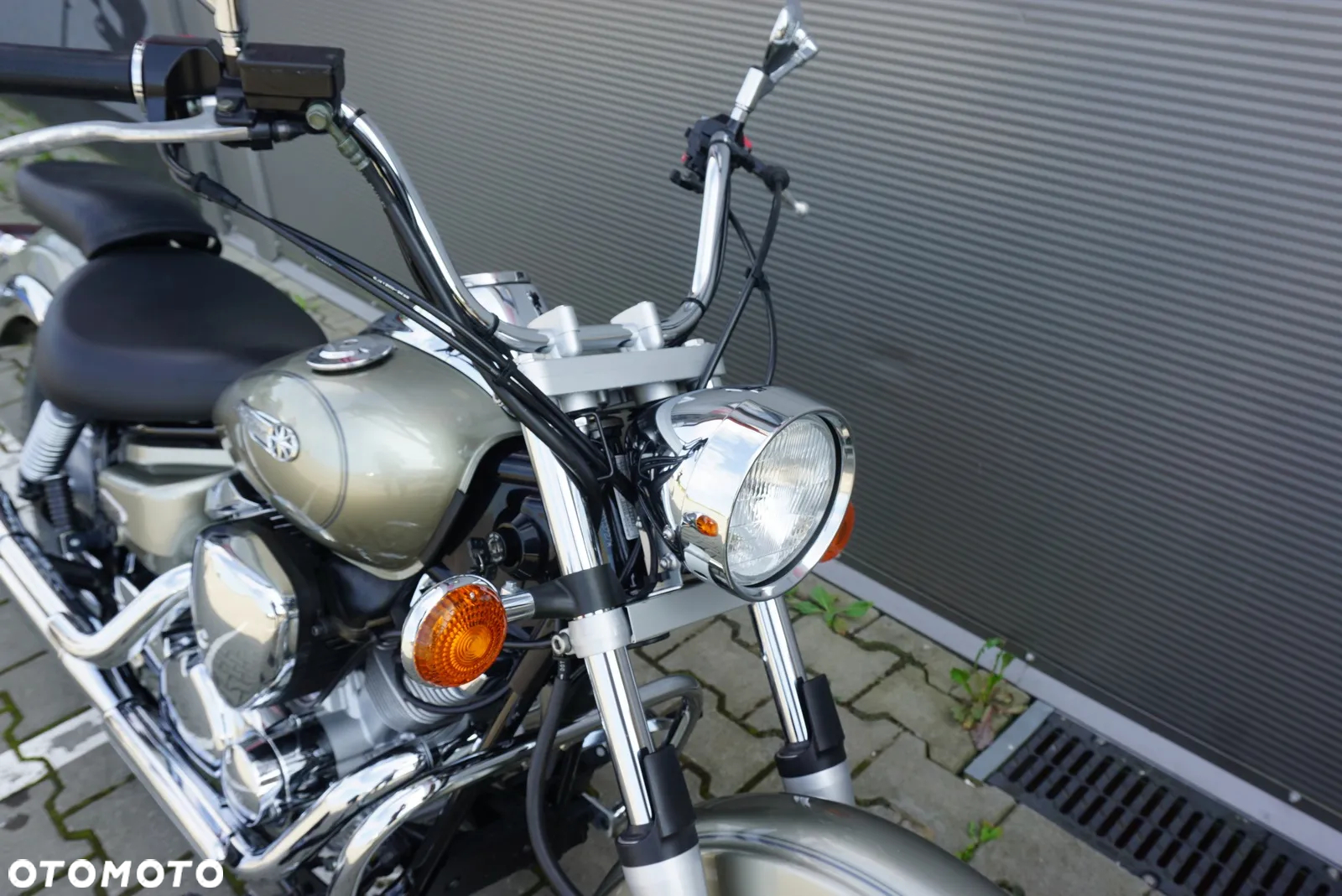 Yamaha XVS - 7