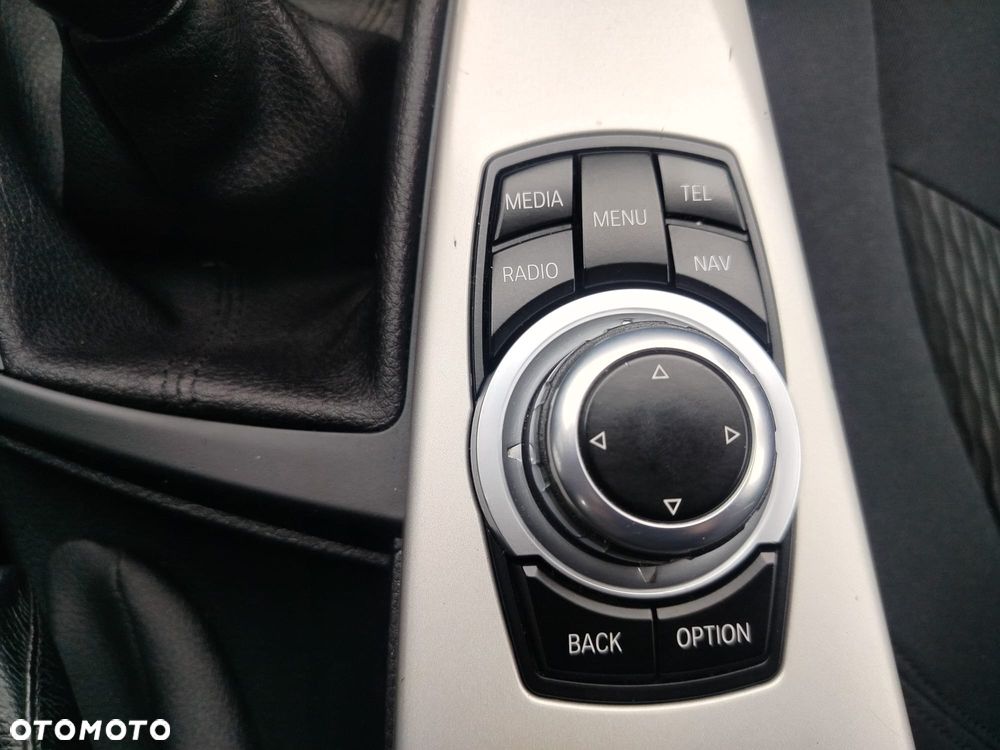 BMW Seria 3 - 34