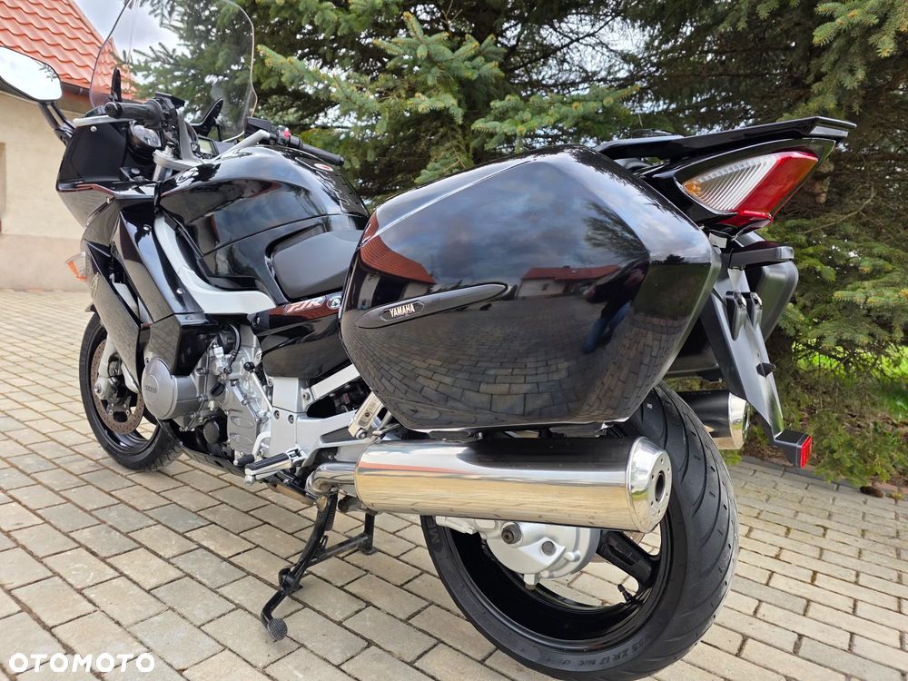 Yamaha FJR - 33