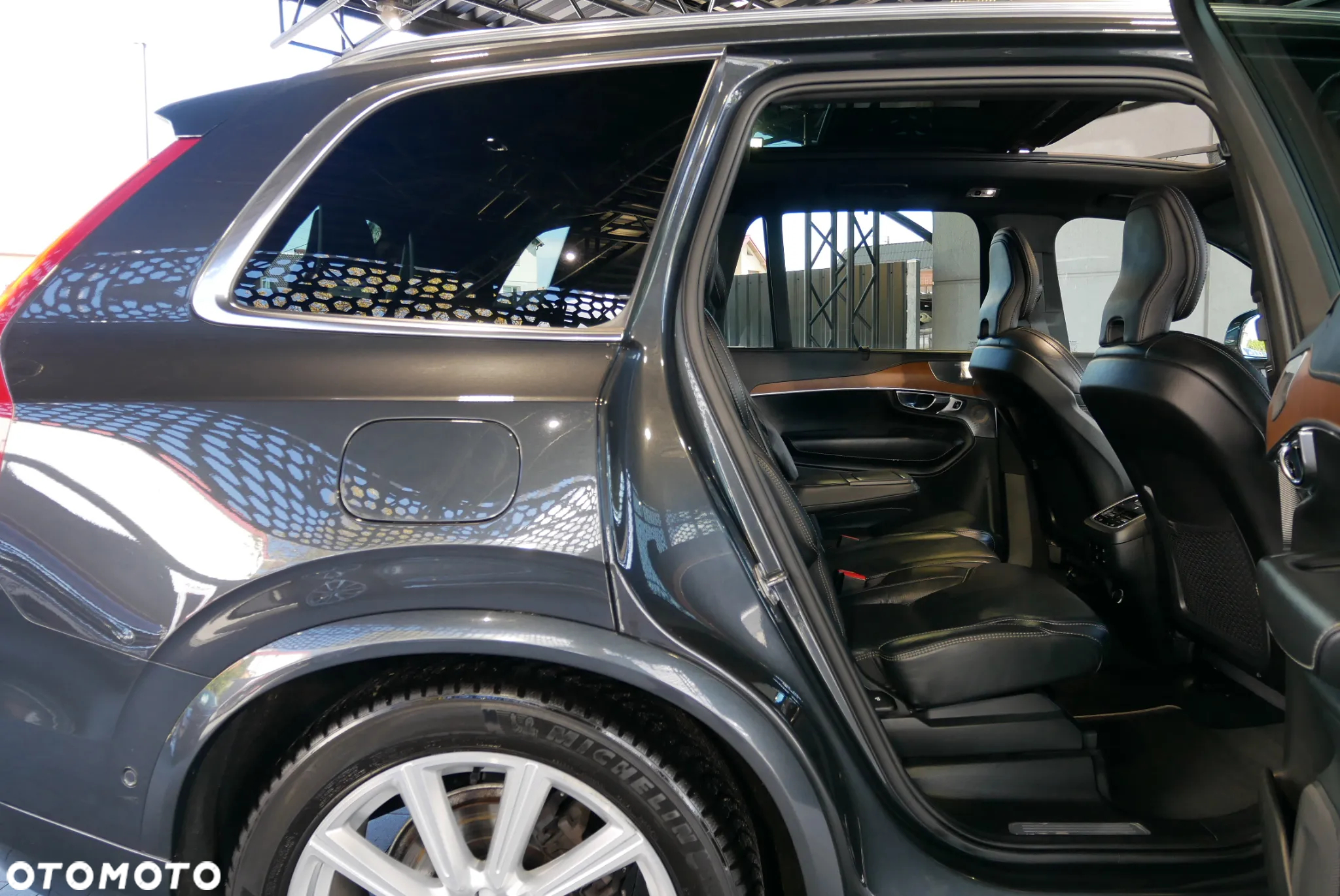 Volvo XC 90 D5 AWD Momentum 7os - 15