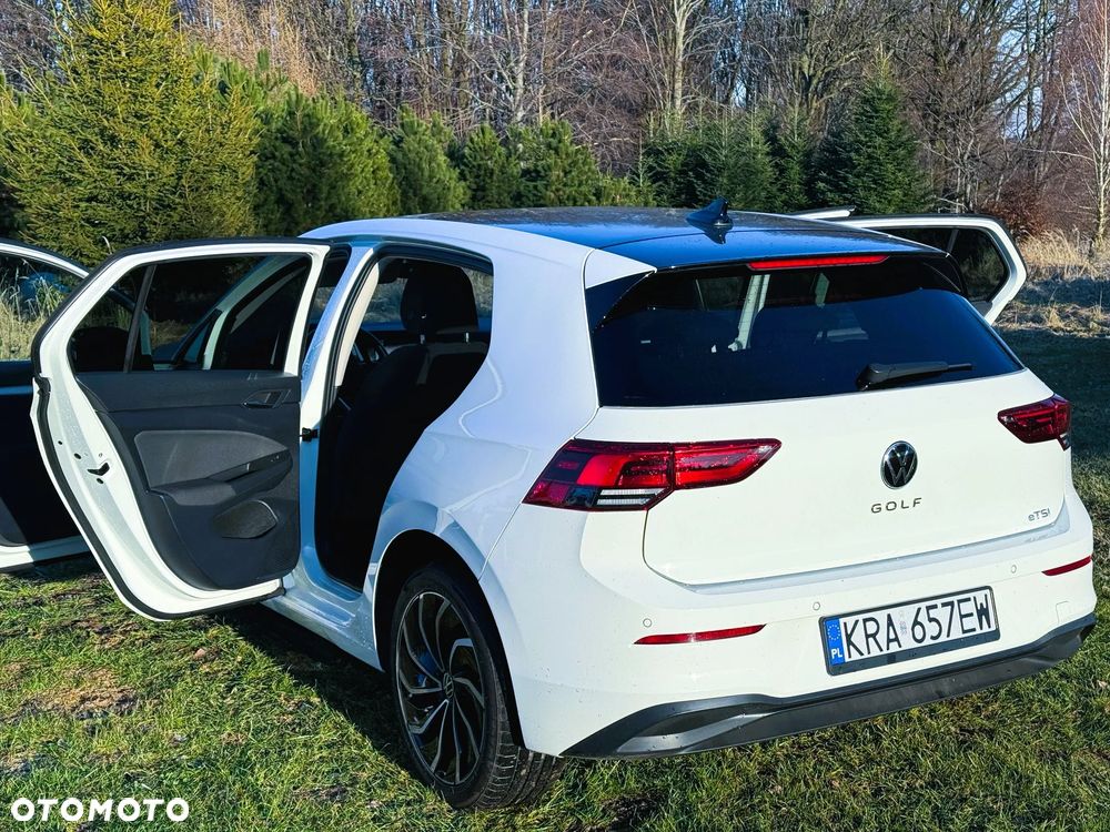 Volkswagen Golf - 23