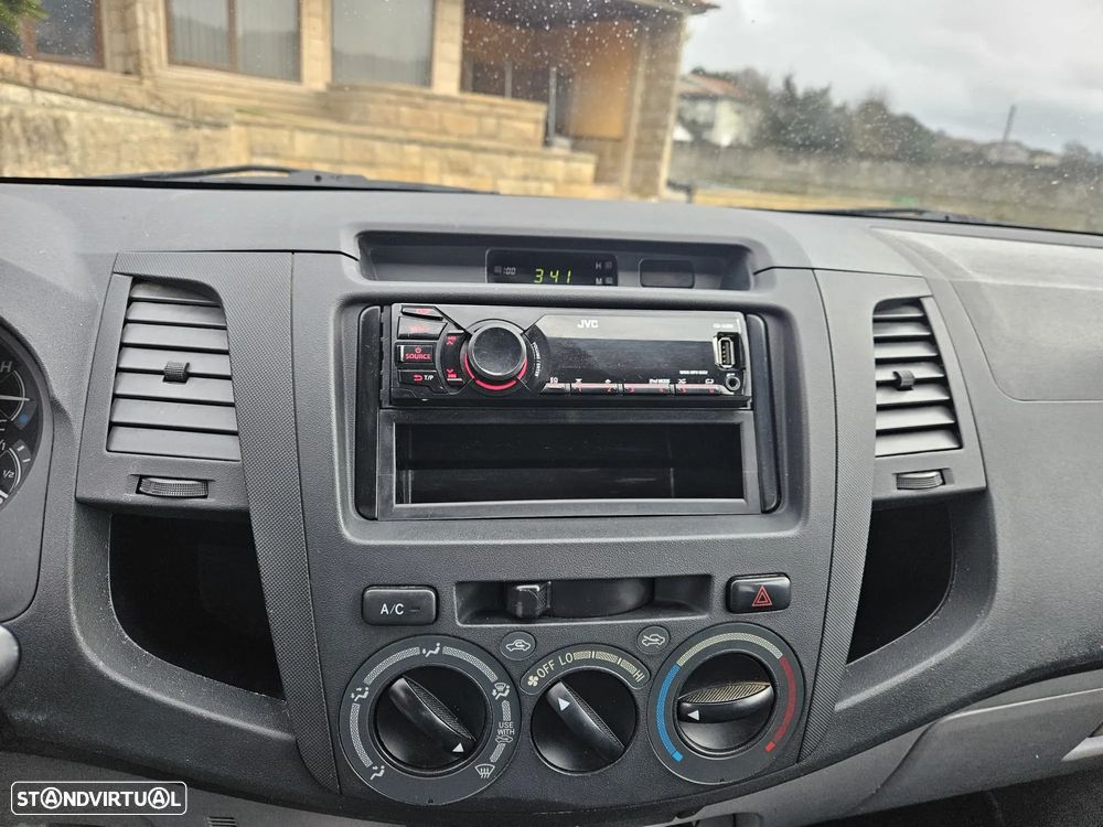 Toyota HILUX 5 LUGARES 2.5 CC 102 CV - 14