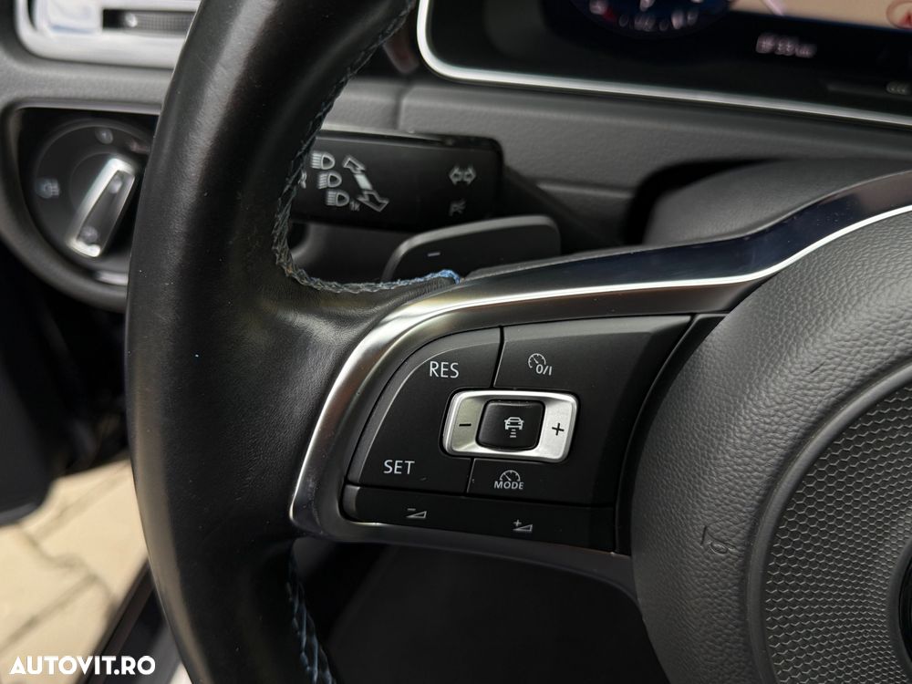 Volkswagen Golf 1.4 GTE Plug-In-Hybrid DSG - 15