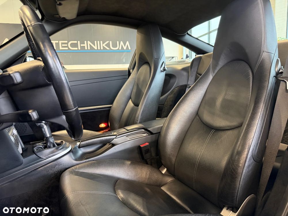 Porsche 911 Carrera S - 14