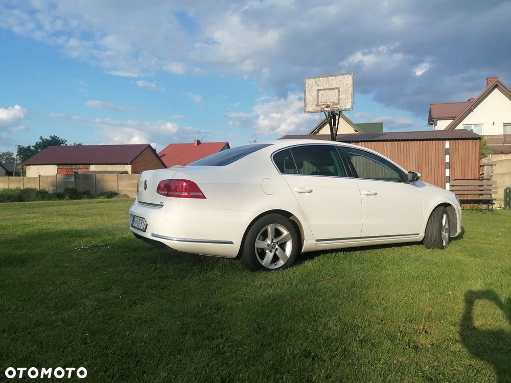 Volkswagen Passat 1.4 TSI BMT Comfortline - 8