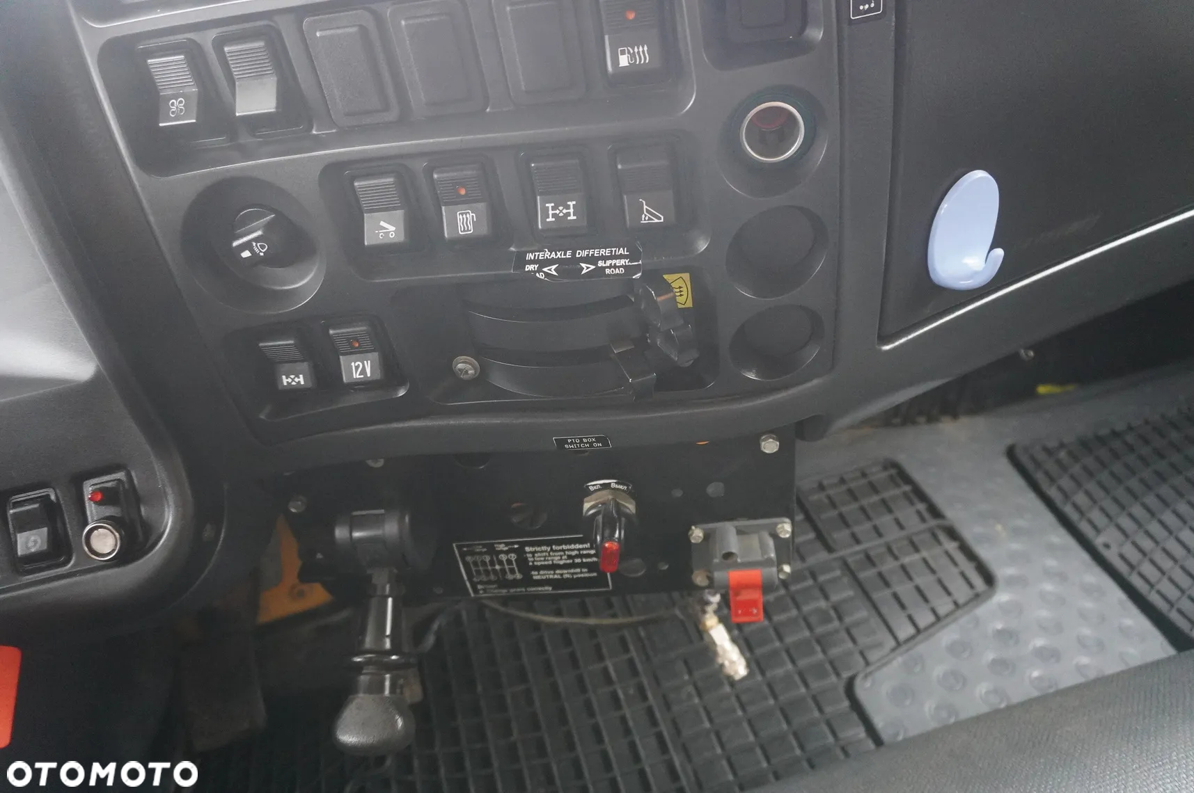 Kamaz T2530 E5 6×4 / Wywrotka 3 stronna - 23