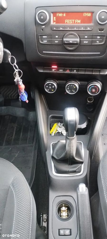 Dacia Duster 1.5 dCi Outdoor S&S EDC - 9