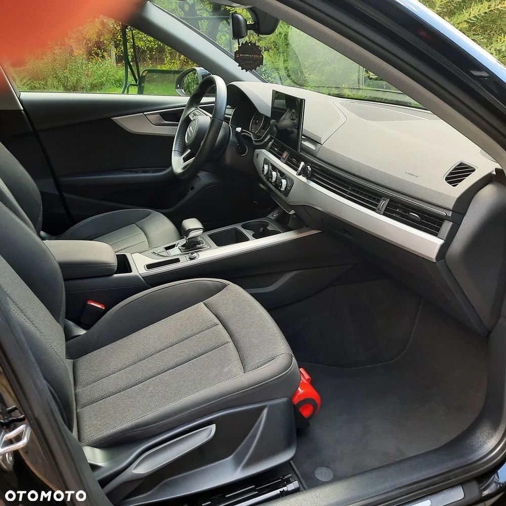 Audi A4 Limousine 35 TFSI mHEV Advanced S tronic - 6