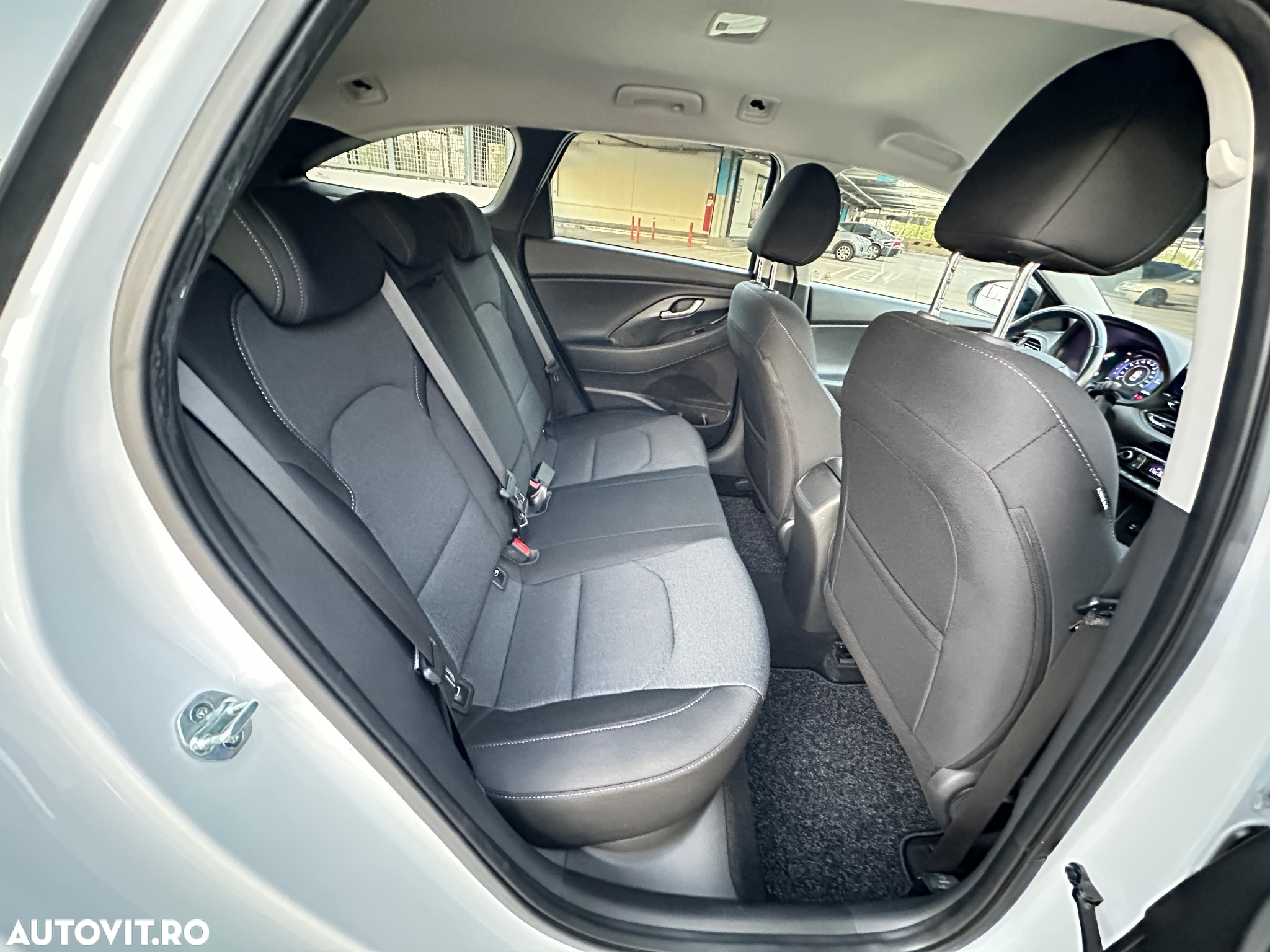 Hyundai i30 Kombi 1.6 CRDI DCT EDITION 30+ - 7