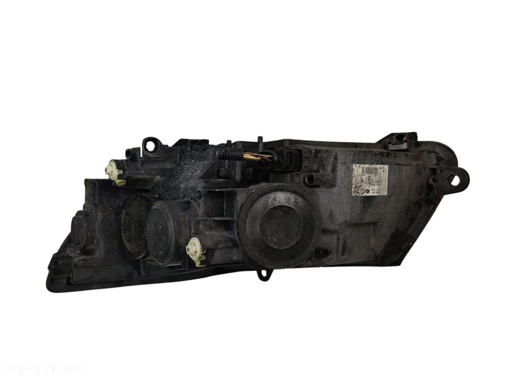 LAMPA PRAWY PRZÓD SKODA SUPERB II LIFT (2013-2015) 2.0 TDI 140KM 3T2941016F UK - 2