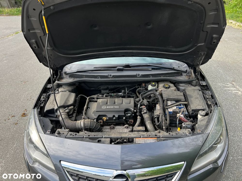 Opel Astra 1.4 T Cosmo - 21