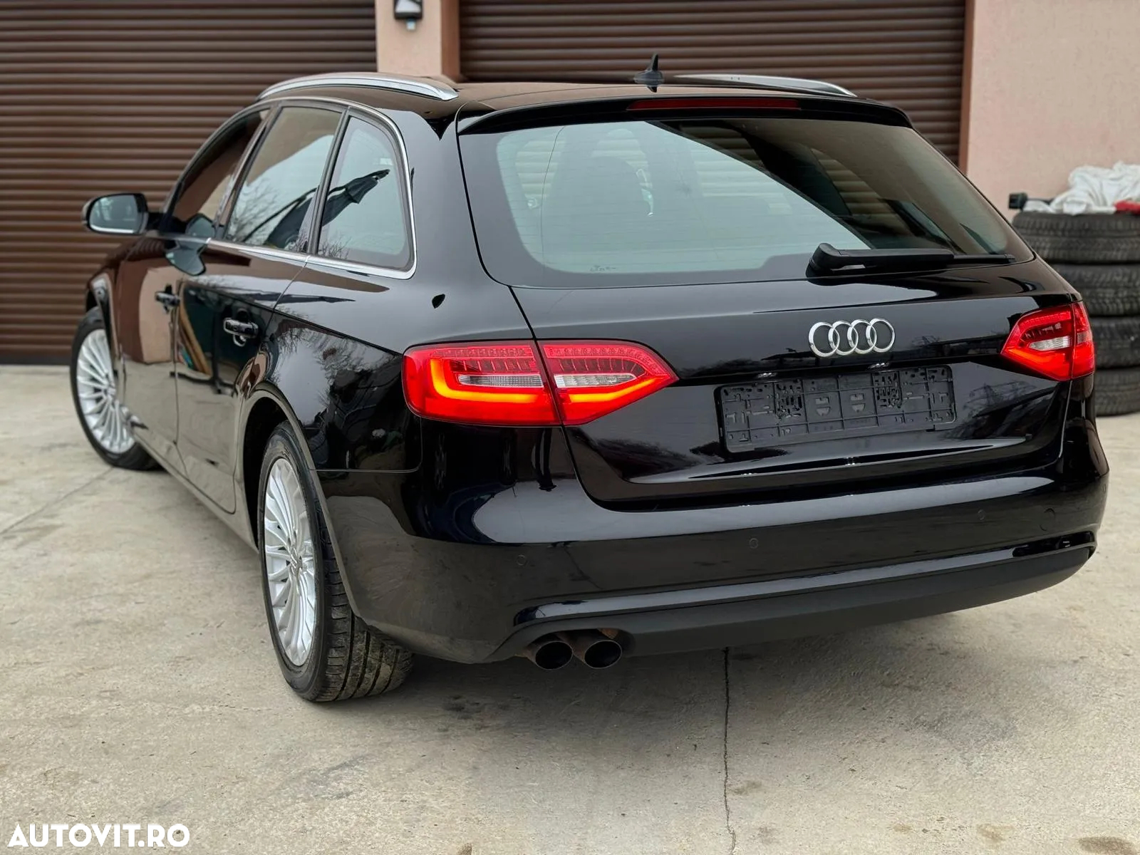 Audi A4 Avant 2.0 TDI DPF multitronic S line Sportpaket - 3