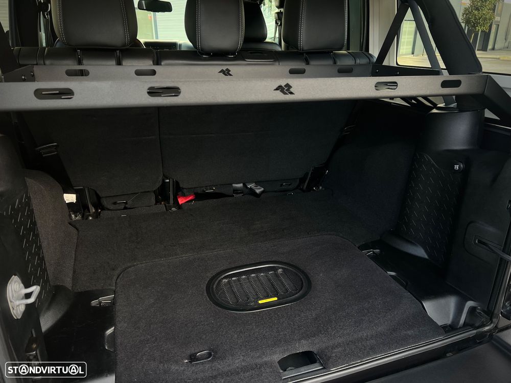 Jeep Wrangler Unlimited 2.8 CRD Sahara AT - 18