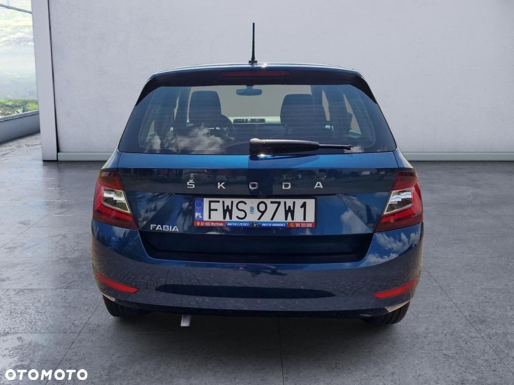 Skoda Fabia 1.0 TSI Ambition Plus DSG - 7