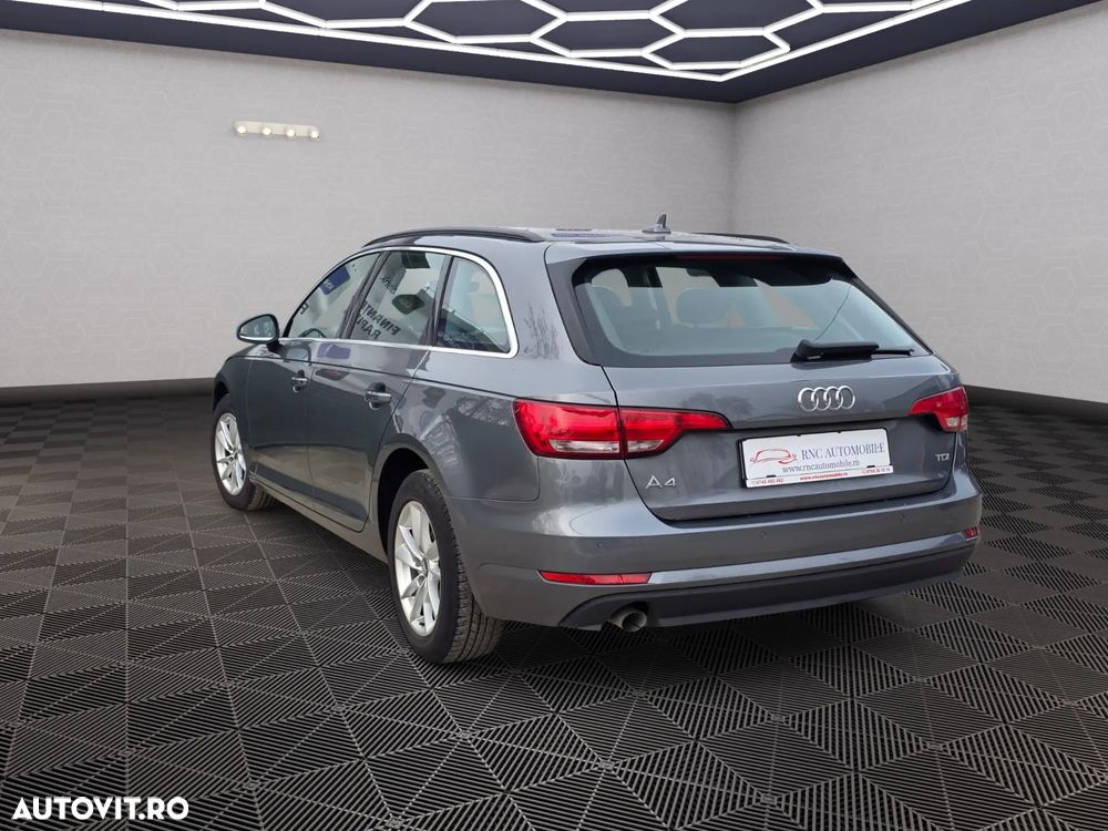 Audi A4 Avant 2.0 TDI ultra - 4