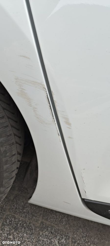 Renault Clio 0.9 TCe Techno Feel - 23