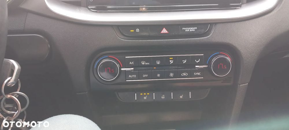 Kia Ceed 1.0 T-GDI 100 OPF Edition 7 - 11