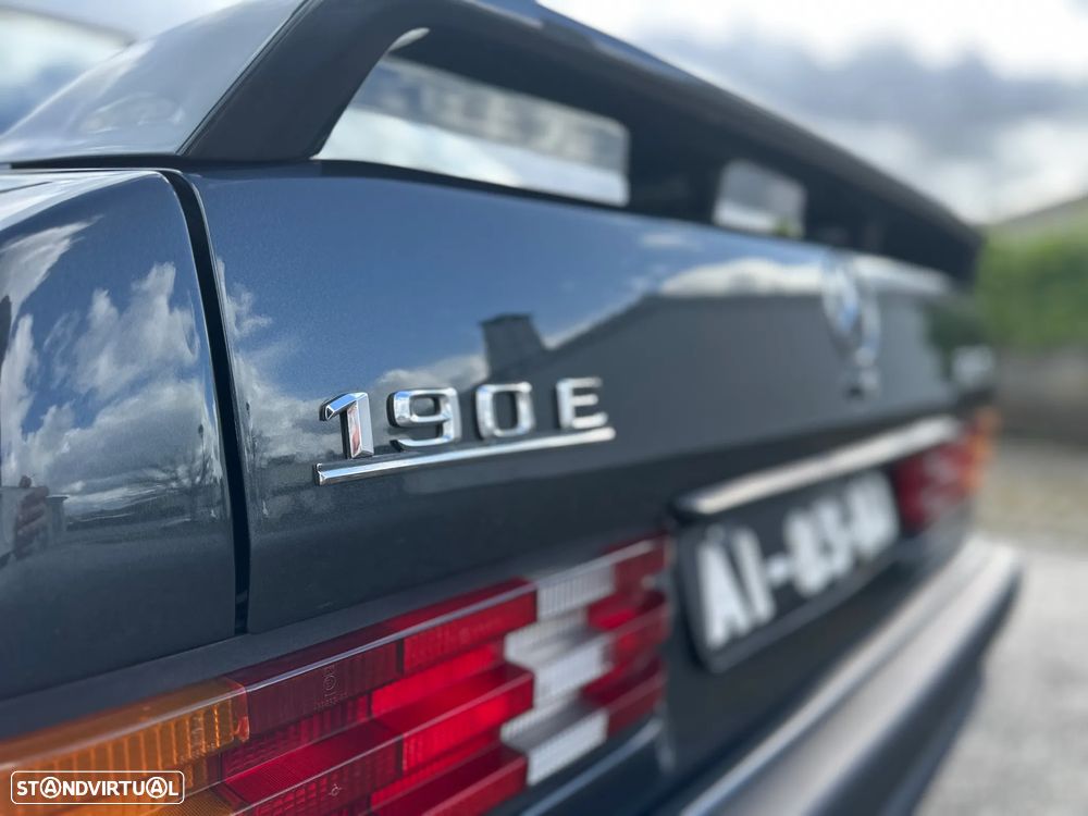 Mercedes-Benz 190 - 6