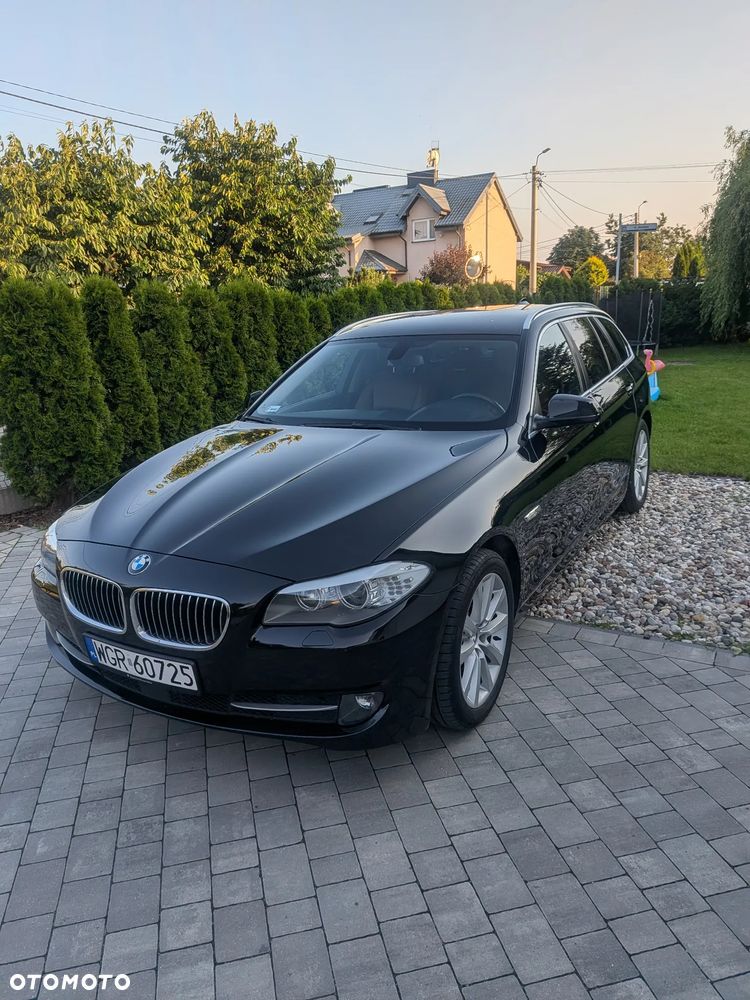 BMW Seria 5 520d - 13