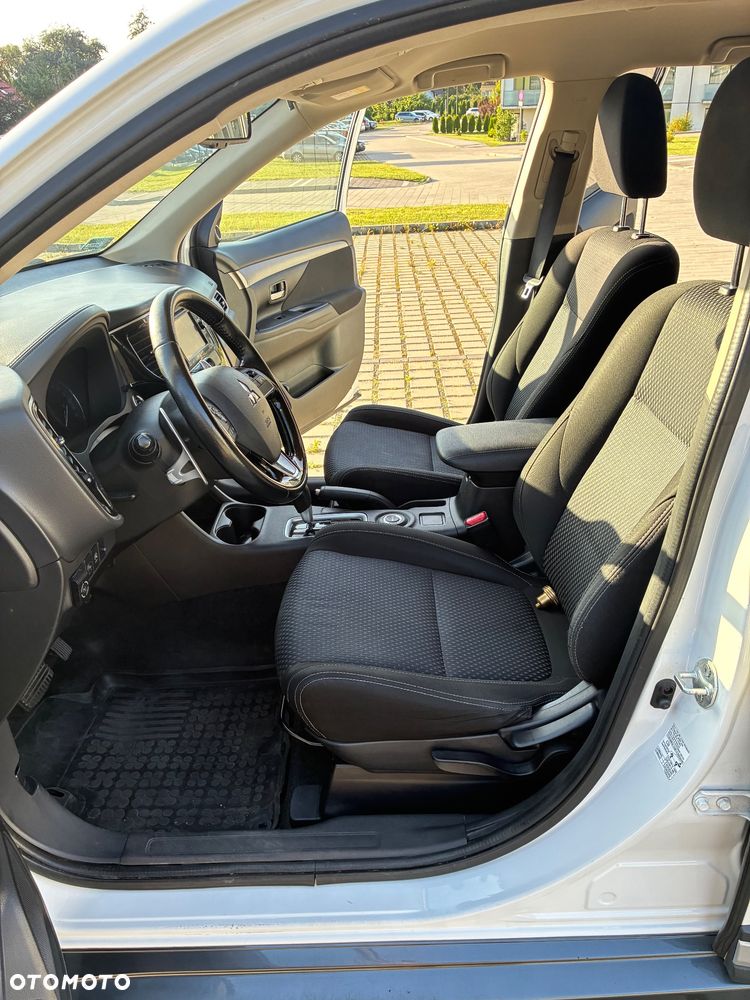 Mitsubishi Outlander 2.0 Intense 4WD CVT - 7