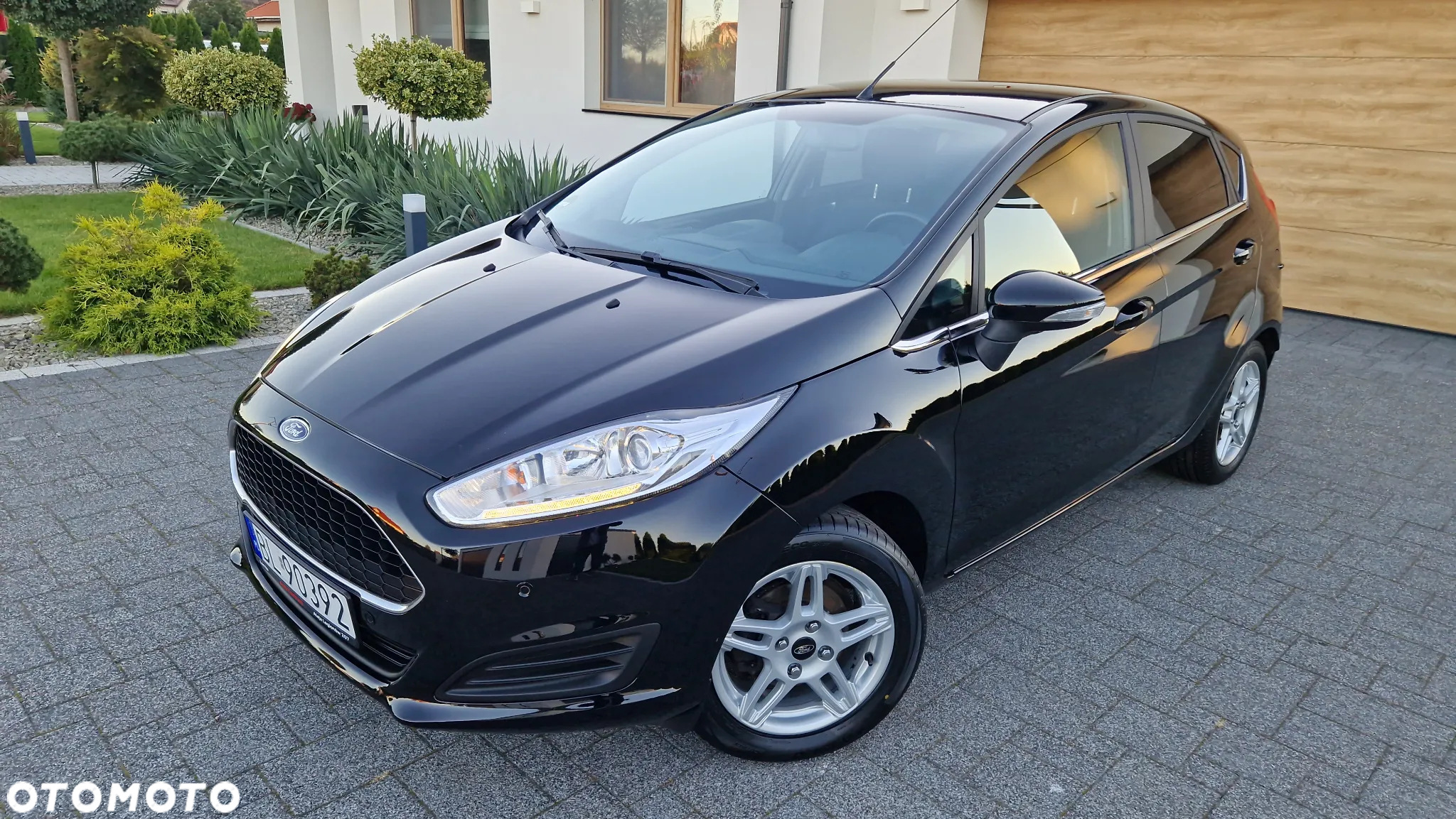 Ford Fiesta 1.0 EcoBoost Titanium - 24