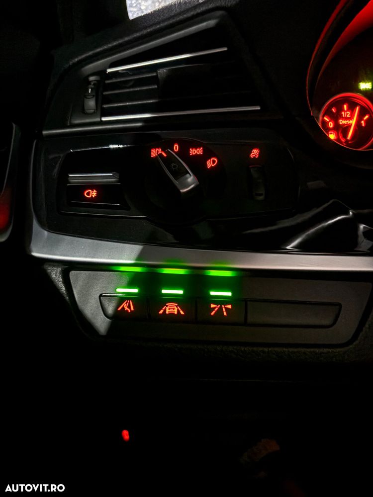 BMW Seria 5 520d xDrive AT - 15
