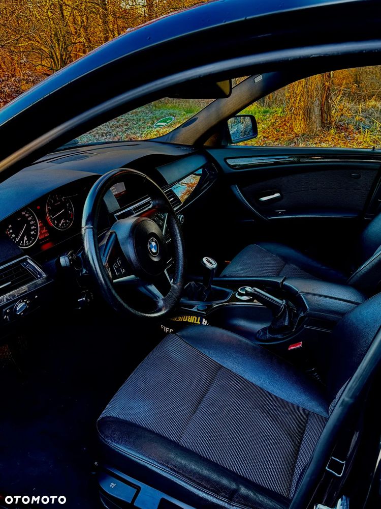 BMW Seria 5 ver-520i-edition-exclusive - 2