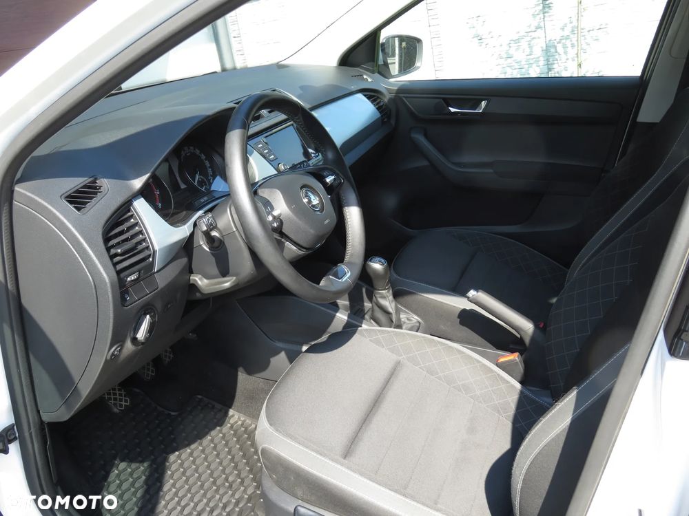 Skoda Fabia 1.0 Ambition Plus - 8