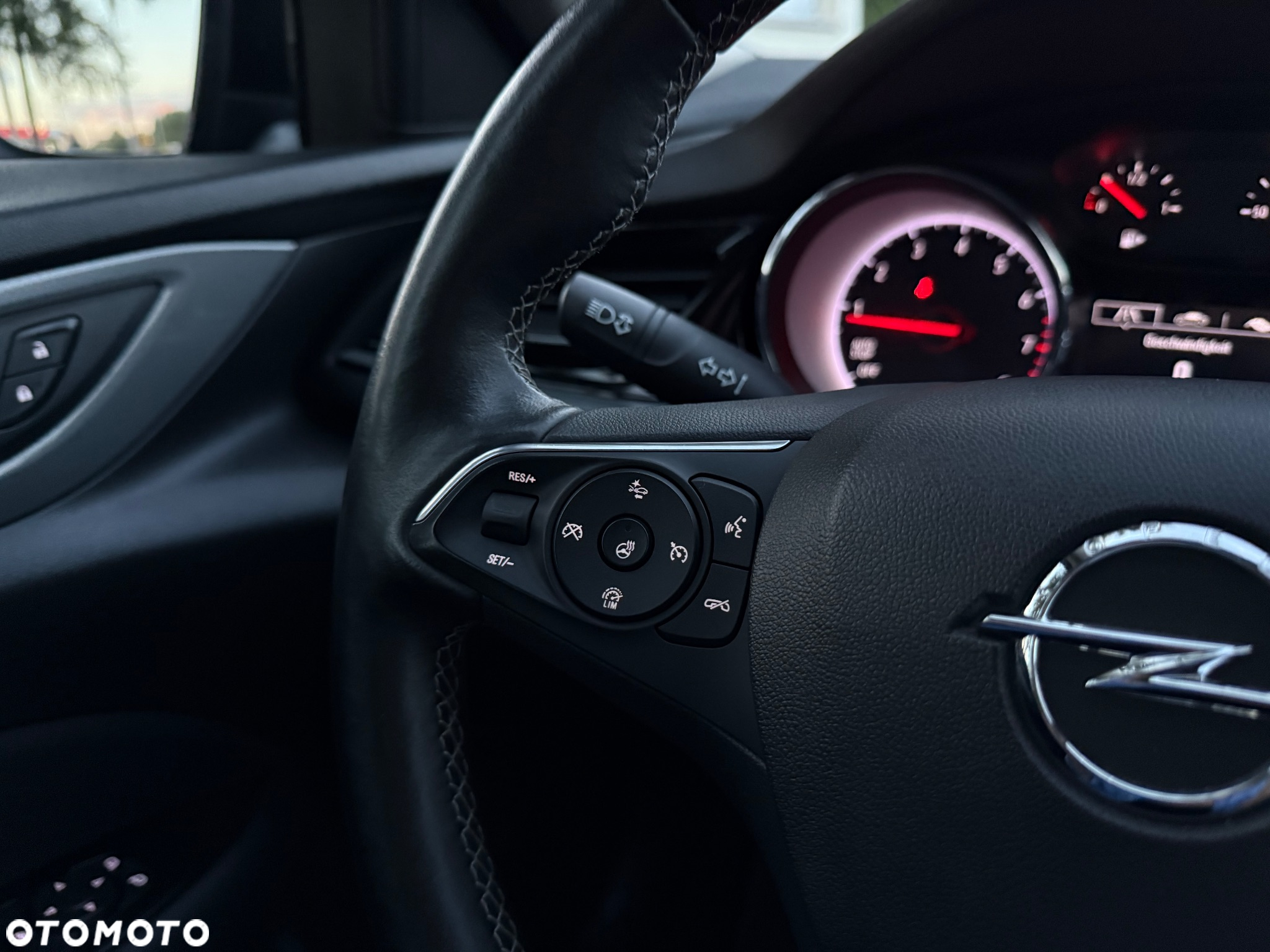 Opel Insignia 1.5 T GPF Exclusive S&S - 16