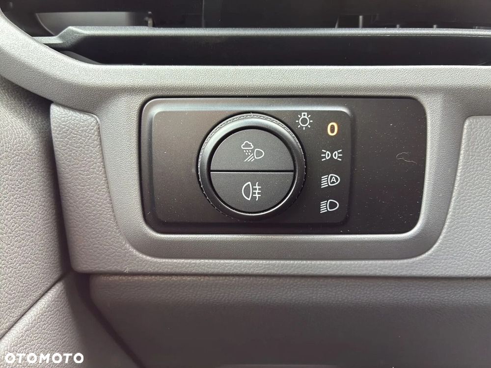 Volkswagen Transporter T7 Furgon Plus/6 osob./AUTOMAT, 2.0 TDI 150KM, r.o. 3500 mm - 34