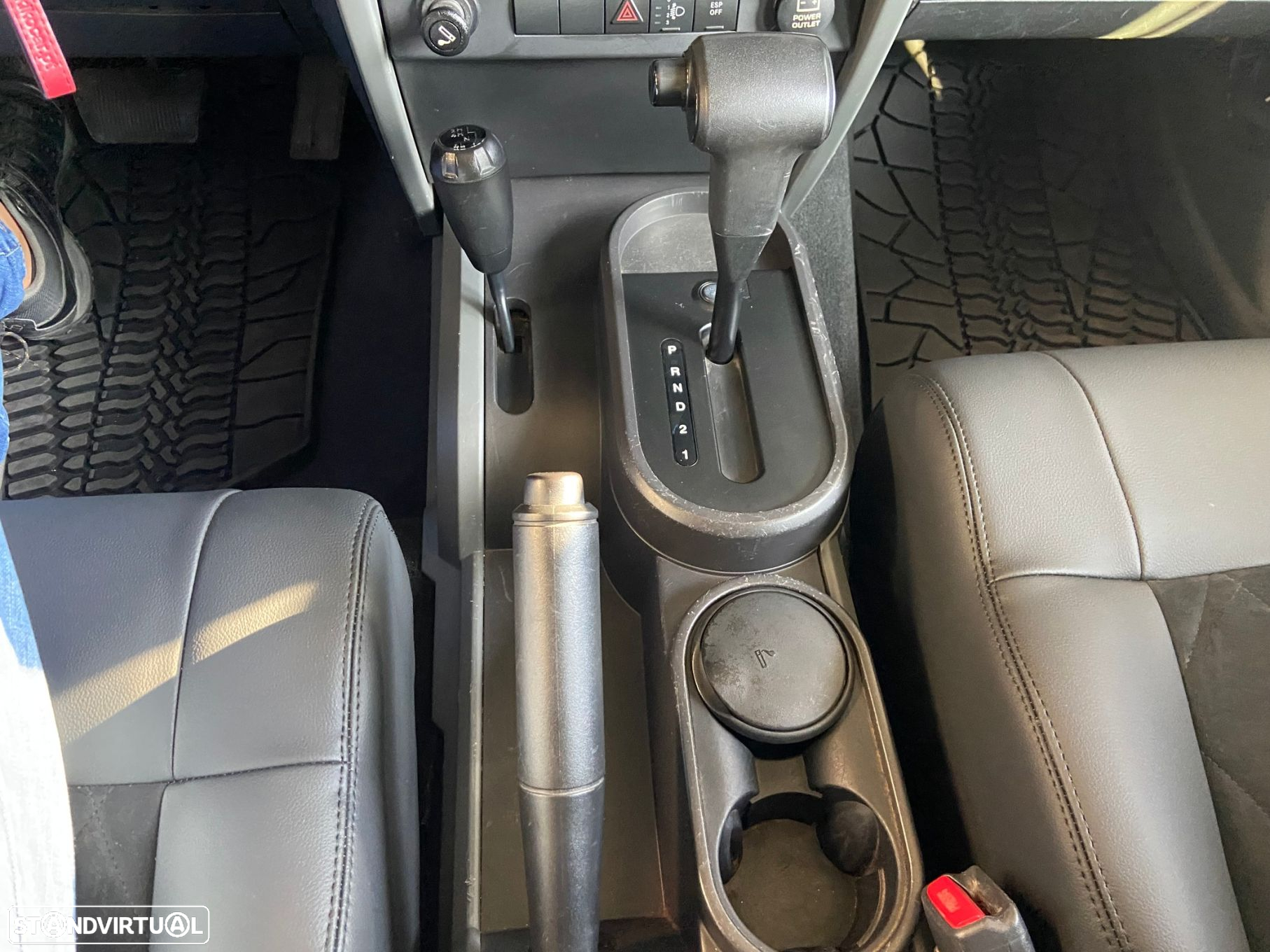 Jeep Wrangler Unlimited 2.8 CRD ATX Sahara - 13