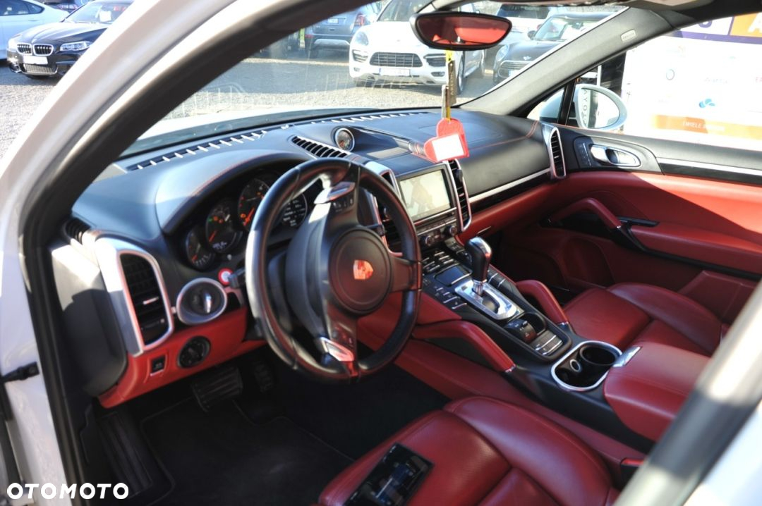 Porsche Cayenne Diesel - 13