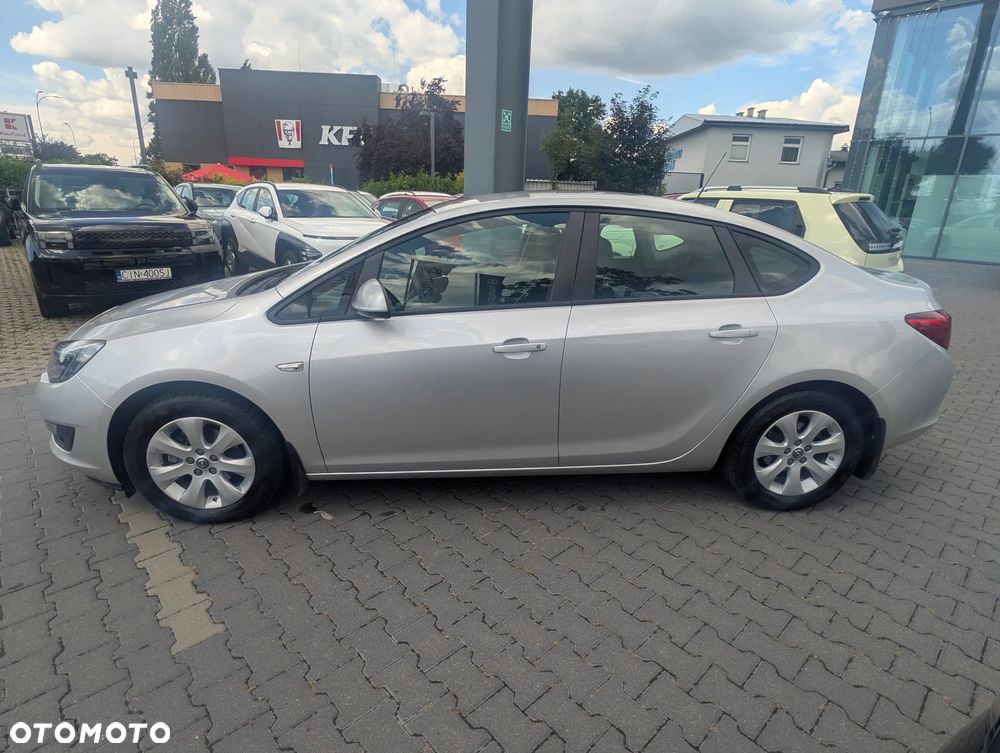 Opel Astra 1.6 Active EU6 - 9