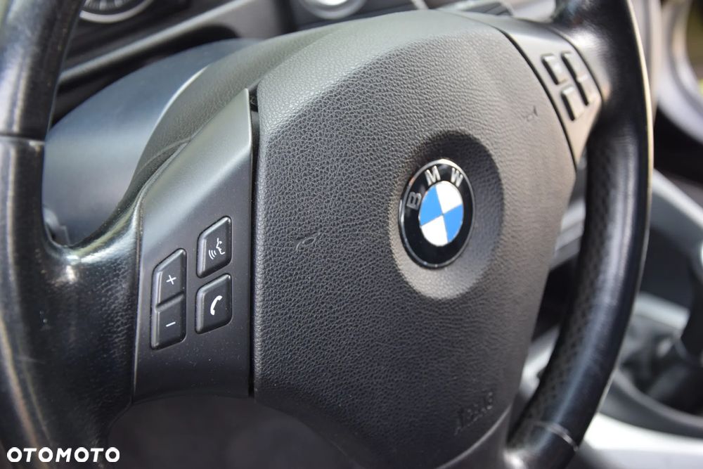 BMW X1 sDrive20d - 28