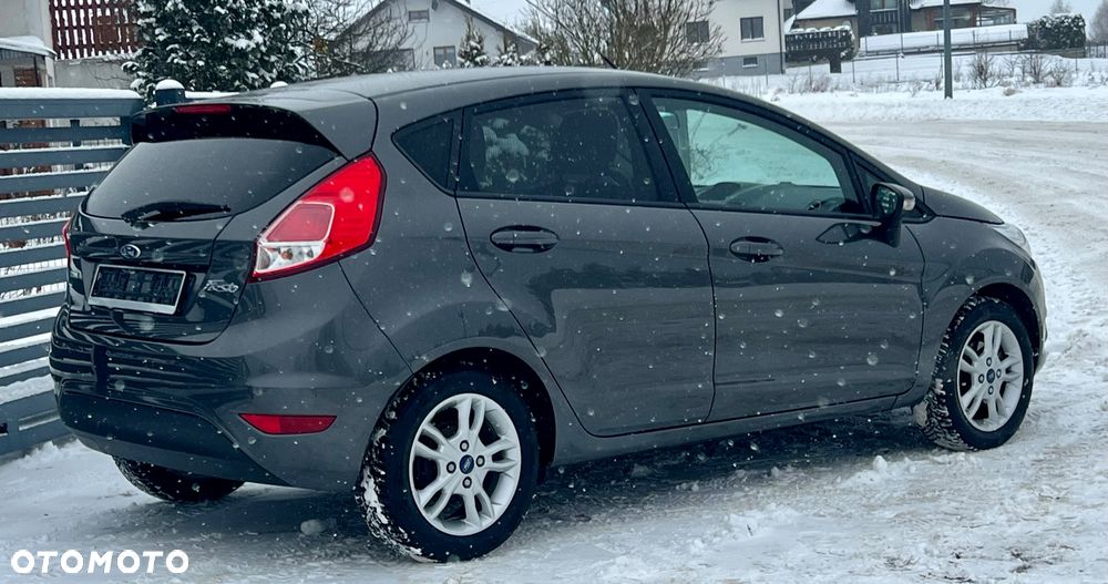 Ford Fiesta 1.0 EcoBoost S&S TITANIUM X - 4