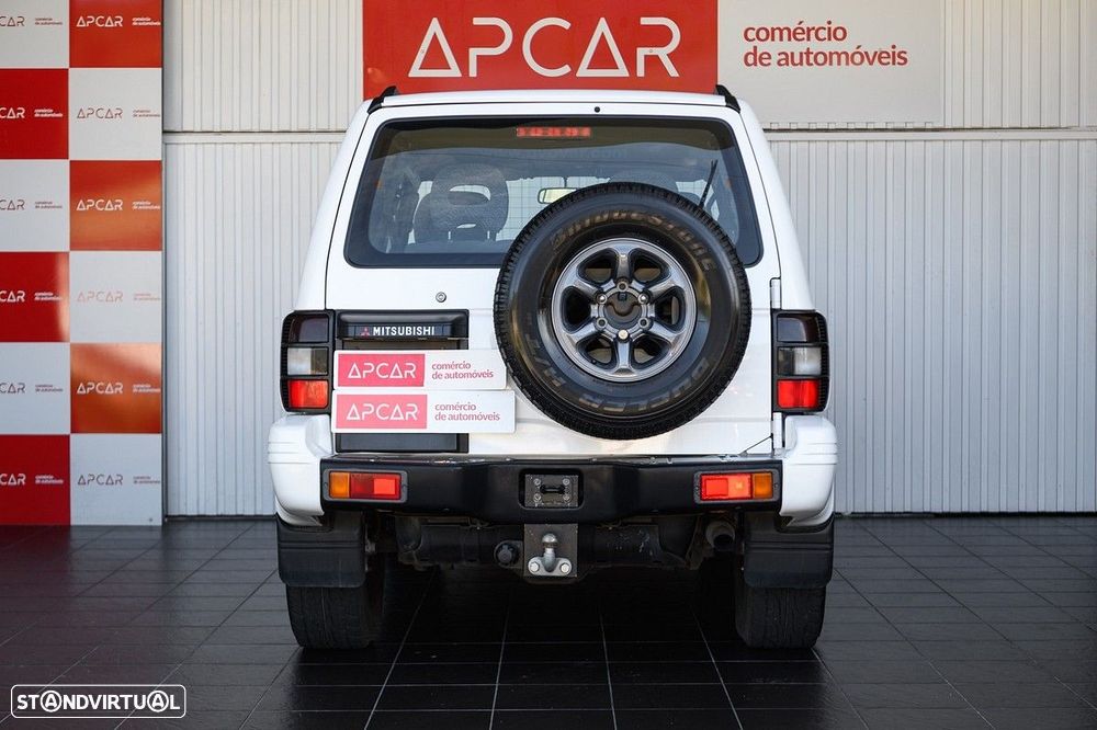 Mitsubishi Pajero 2.8 TD GLS - 4