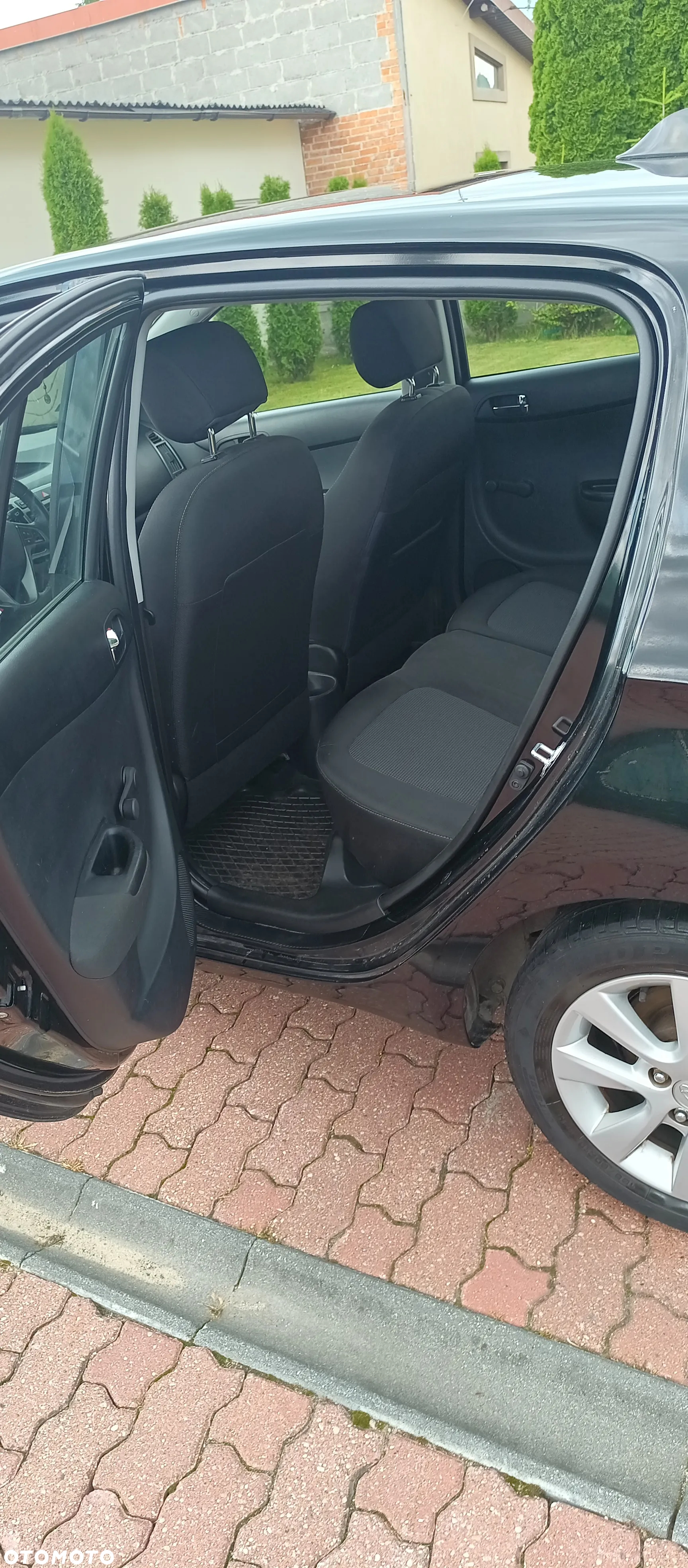 Hyundai i20 1.2 Trend - 9