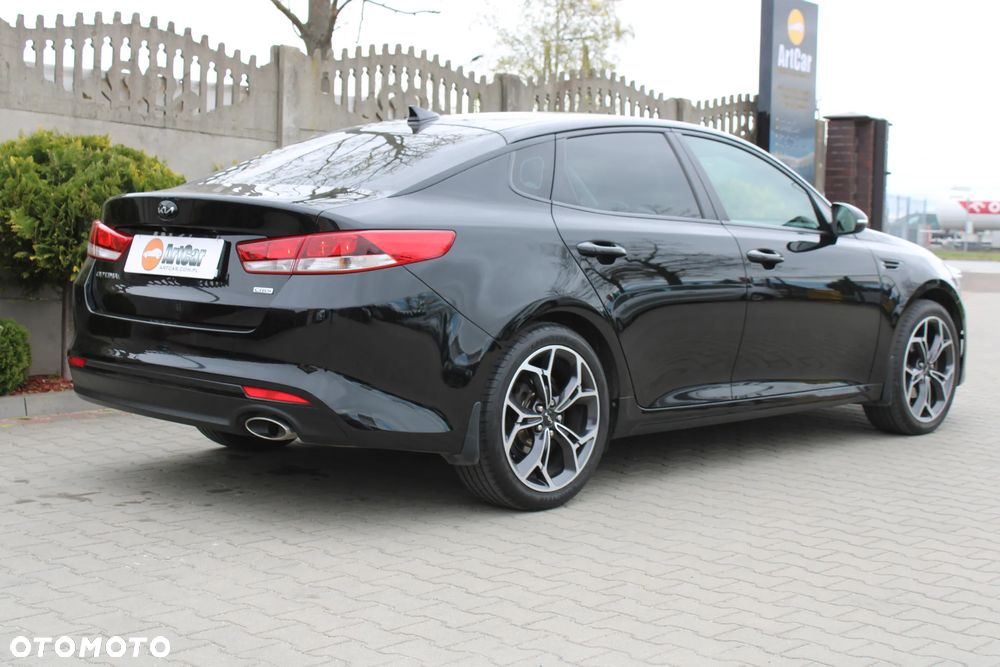 Kia Optima 1.7 CRDI L - 13