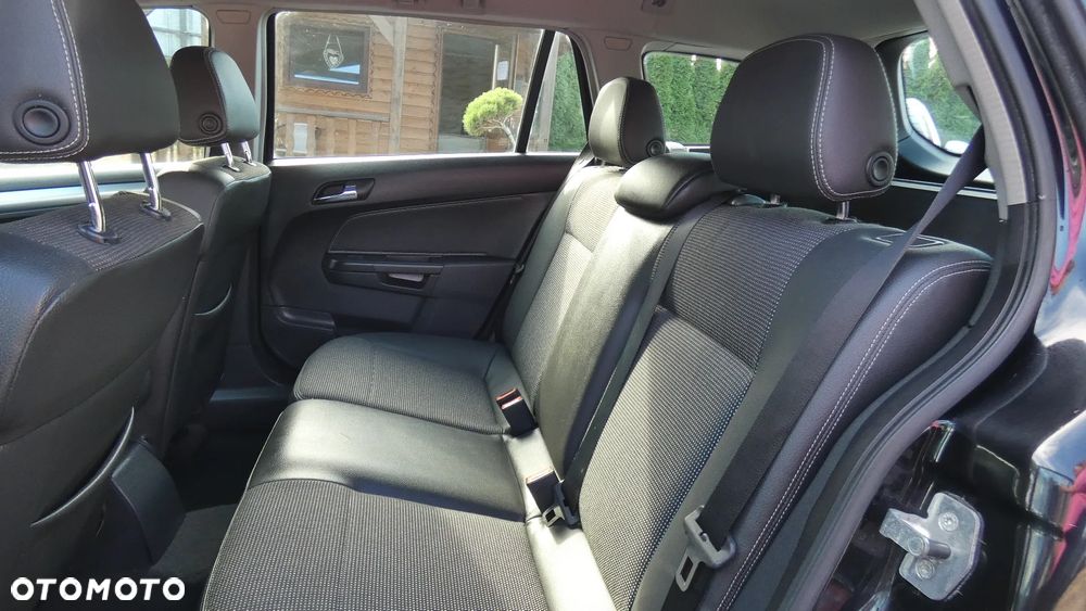 Opel Astra - 26