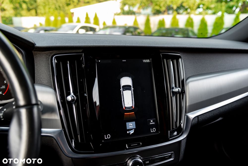 Volvo V90 D4 Geartronic - 32