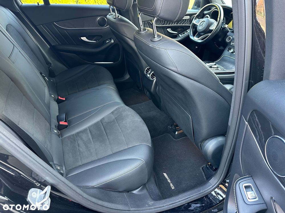 Mercedes-Benz GLC - 27