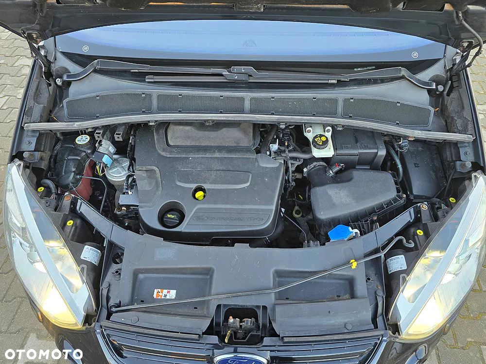 Ford S-Max 2.0 TDCi DPF Titanium X - 32