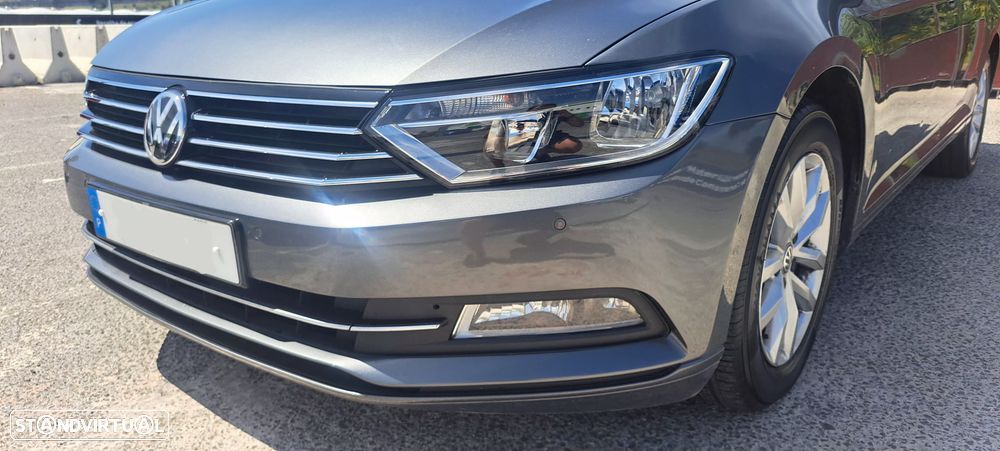 VW Passat 2.0 TDI Confortline foto 4
