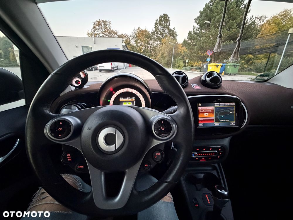 Smart Fortwo EQ Brabus Style - 30