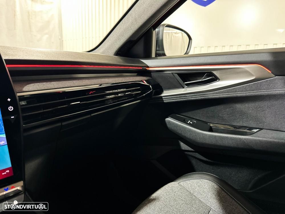 Renault Rafale 1.2 Full Hybrid E-Tech Techno - 46