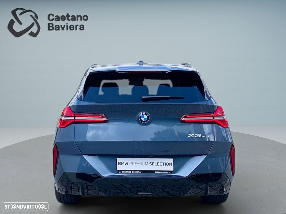 BMW X3 30 e xDrive Pack M Desportivo - 25