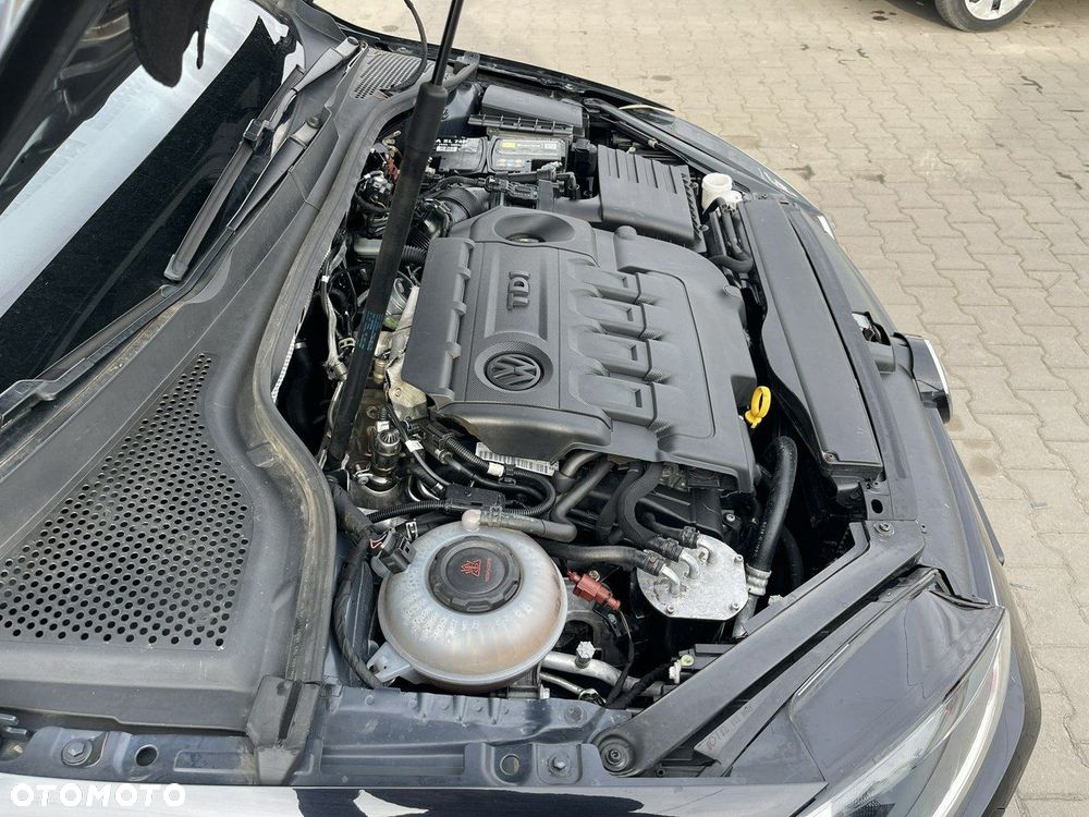Volkswagen Golf 1.6 TDI SCR Join - 16