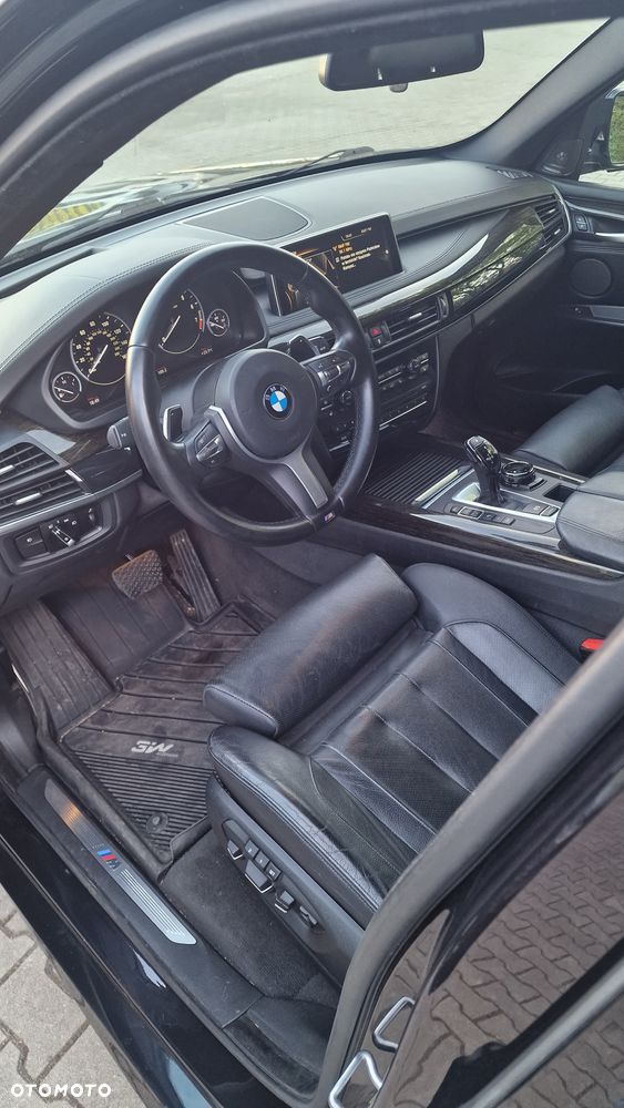 BMW X5 xDrive50i - 10
