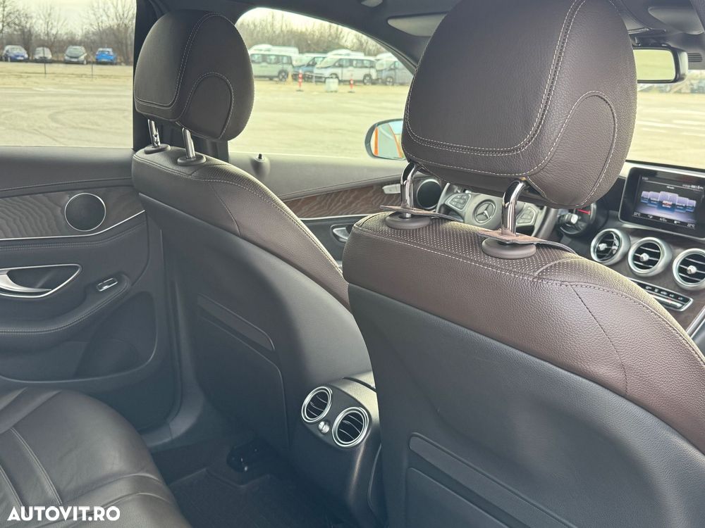 Mercedes-Benz GLC - 11