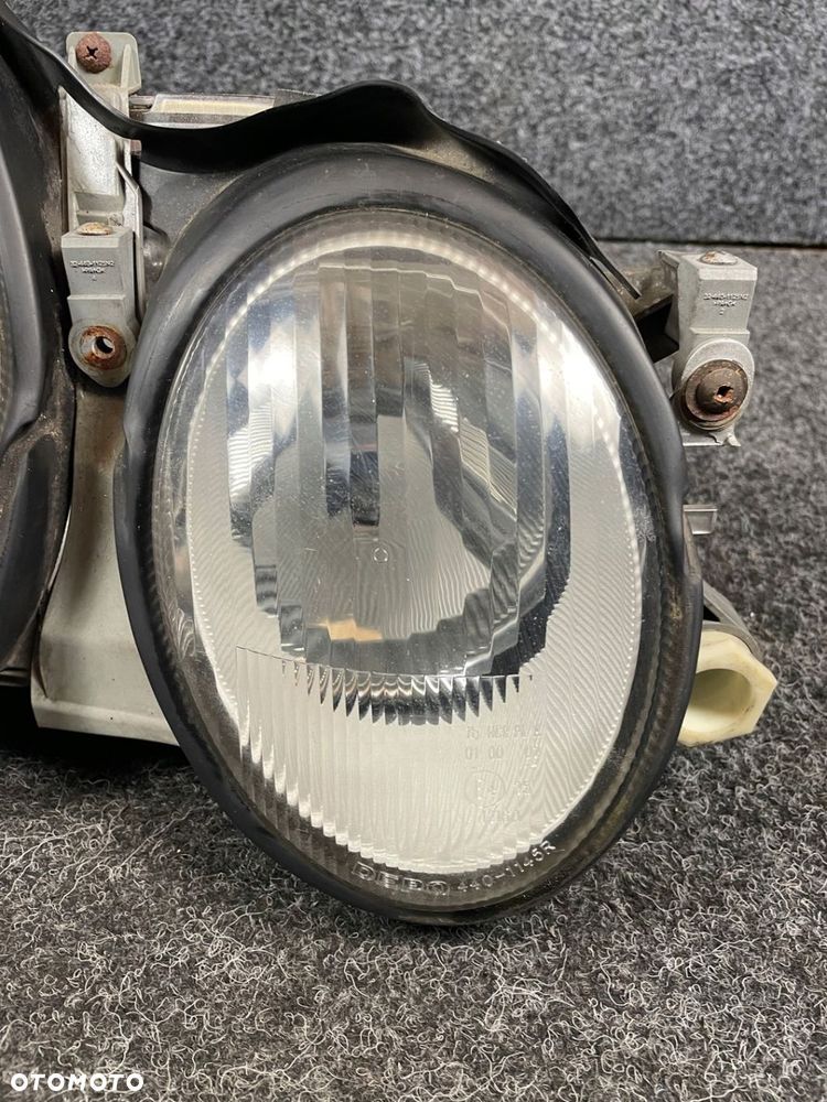 mercedes clk w208 reflektor lampa prawy przód prawa przednia - 2